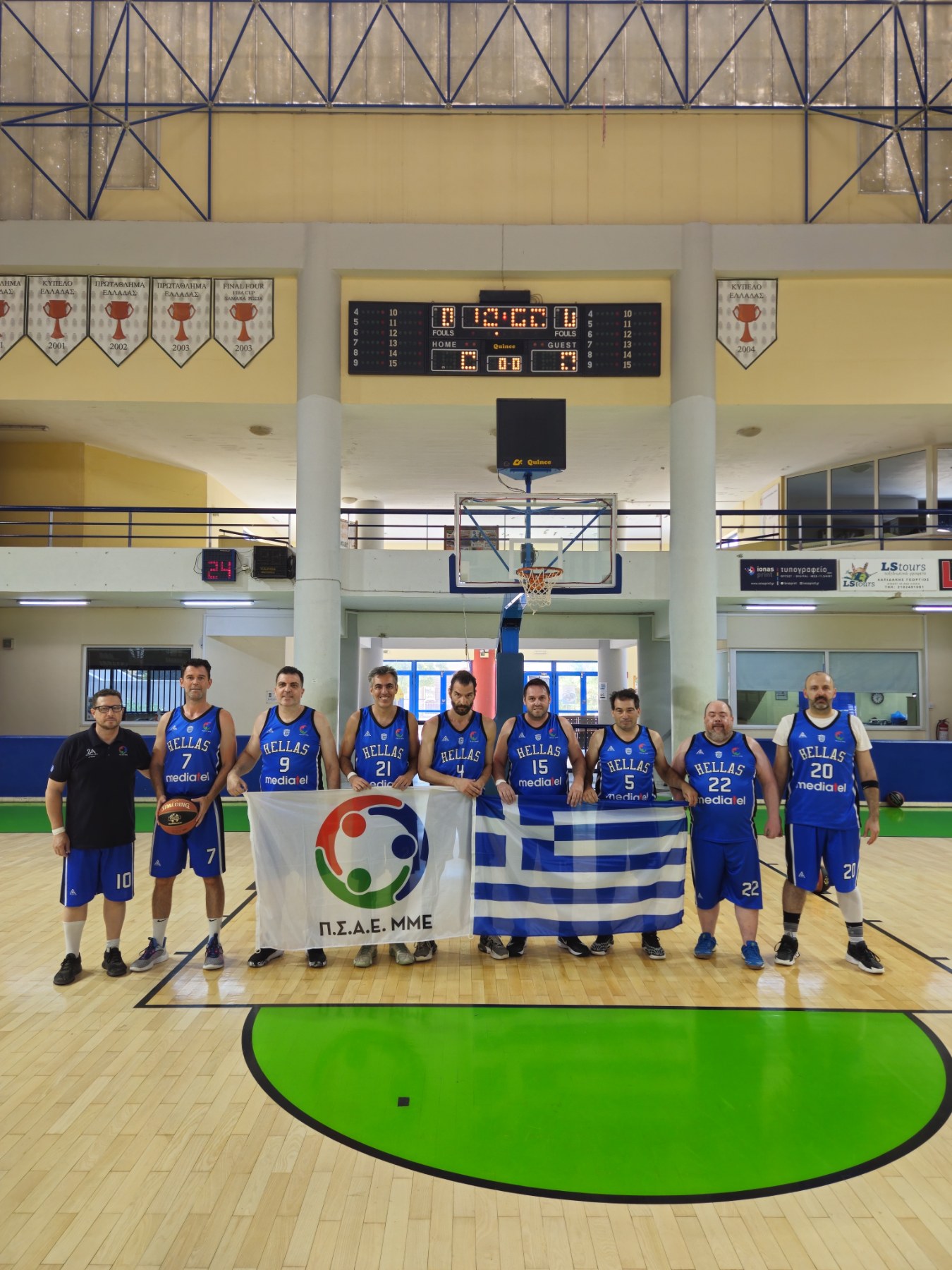 Ομάδα 45+ του Π.Σ.Α.Ε ΜΜΕ και Λετονία για τη 2η αγωνιστική του 13ου Ευρωπαϊκού Πρωταθλήματος Μπάσκετ Βετεράνων 